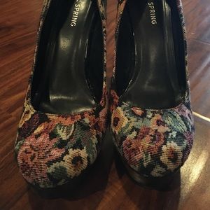 Shoes - Floral High Heeled Pumps Shoes - Floral High Heeled Pumps